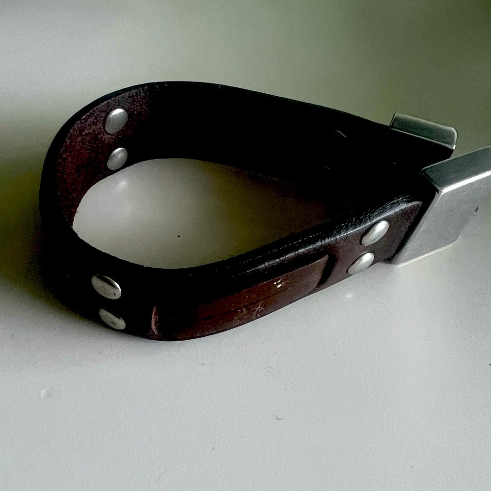 Leather bracelet
